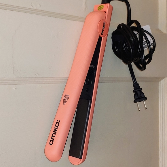 Amika 1.25' Strand Perfect Styler (New WOT) - Picture 2 of 2